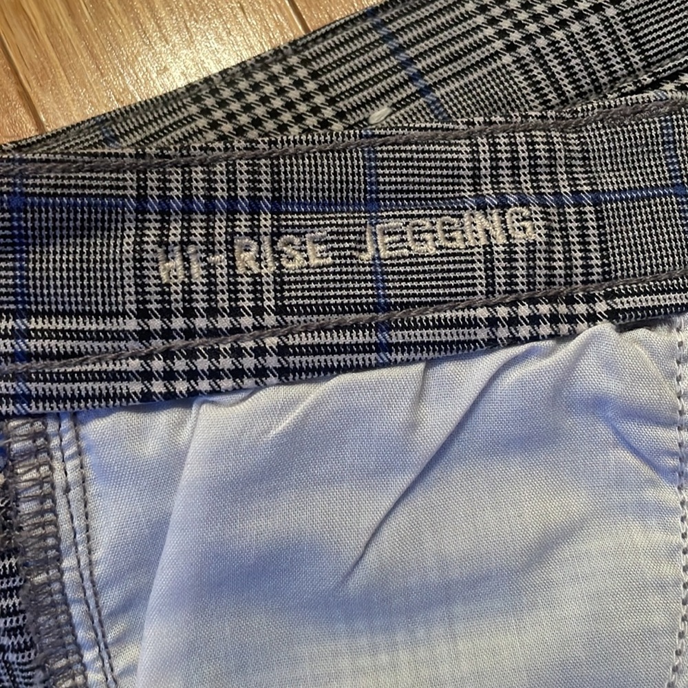 American Eagle Jegging - Picture 5 of 7